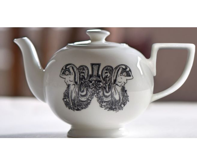 London EDITION Teapot