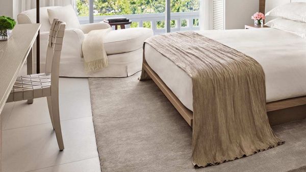 Product Miami Beach Throw